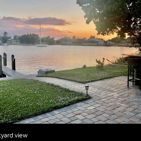Cozy Home With One Bedroom Cape Coral Luaran gambar